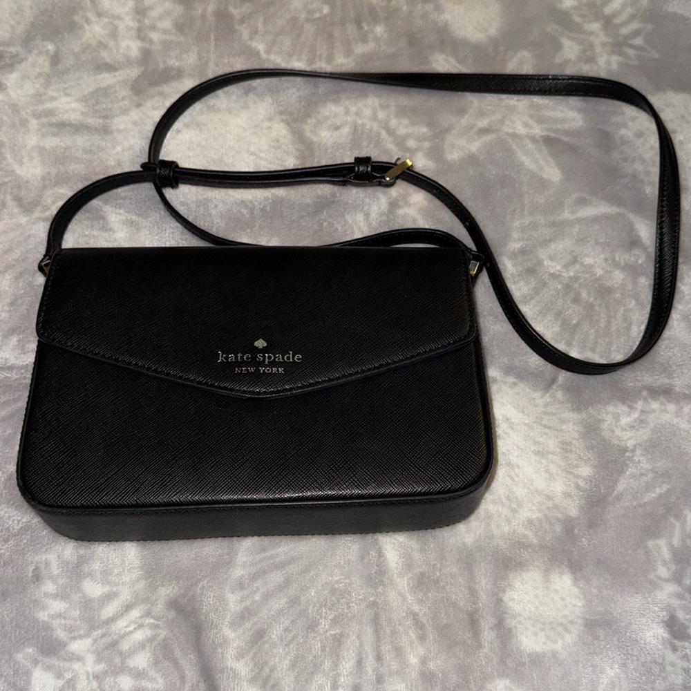 Kate Spade cross body purse. NWOT - Picture 2 of 6